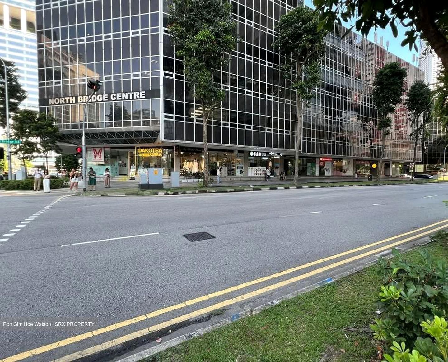 North Bridge Centre (D7), Retail #575770251
